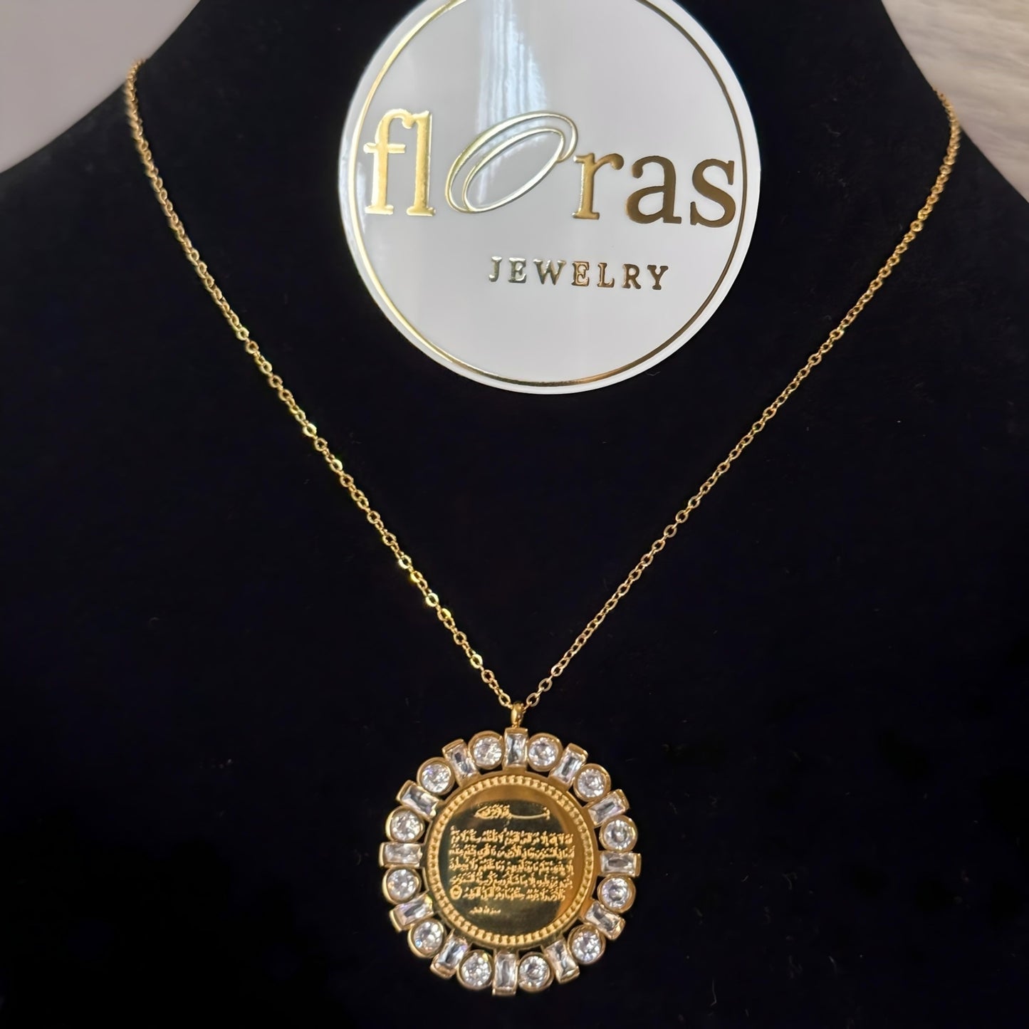 COLLAR KURSIY