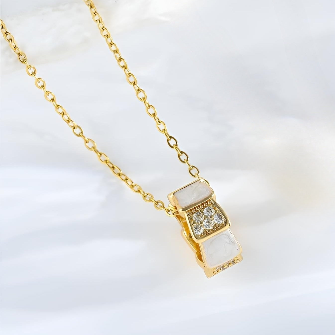 IVY NECKLACE