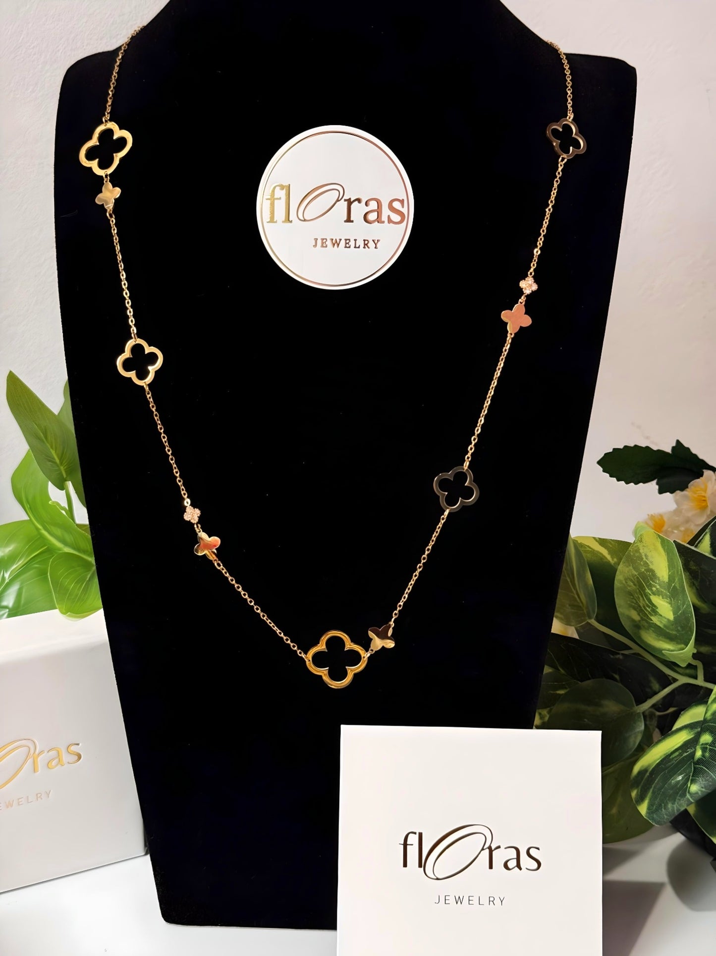 COLLAR LARGO CLEEF DIAMAMNTES