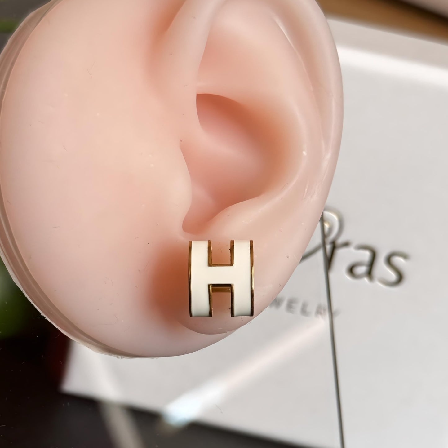 PENDIENTES HERMA